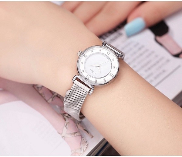 những mẫu đồng hồ nữ được ưa chuộng, đồng hồ nữ, hãng đồng hồ nữ, thương hiệu đồng hồ nữ