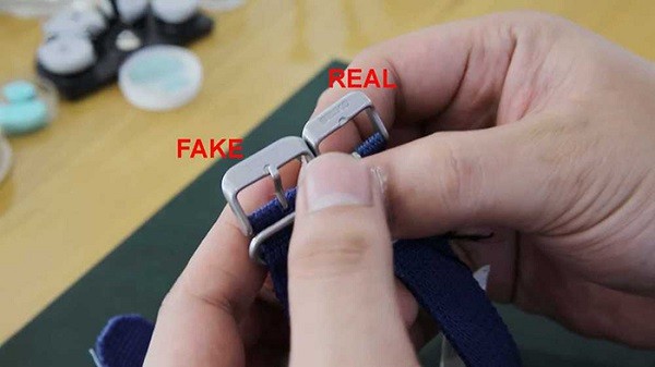 tra số seri đồng hồ seiko, kiểm tra seri đồng hồ seiko, check seri đồng hồ seiko, tra seri đồng hồ seiko, check số seri đồng hồ seiko, kiểm tra số seri đồng hồ seiko, cách check seri đồng hồ seiko