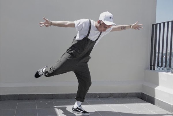 giày vans sơn tùng, sơn tùng đi giày vans