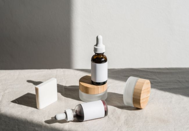 Serum dưỡng ẩm phục hồi da có tác dụng gì?